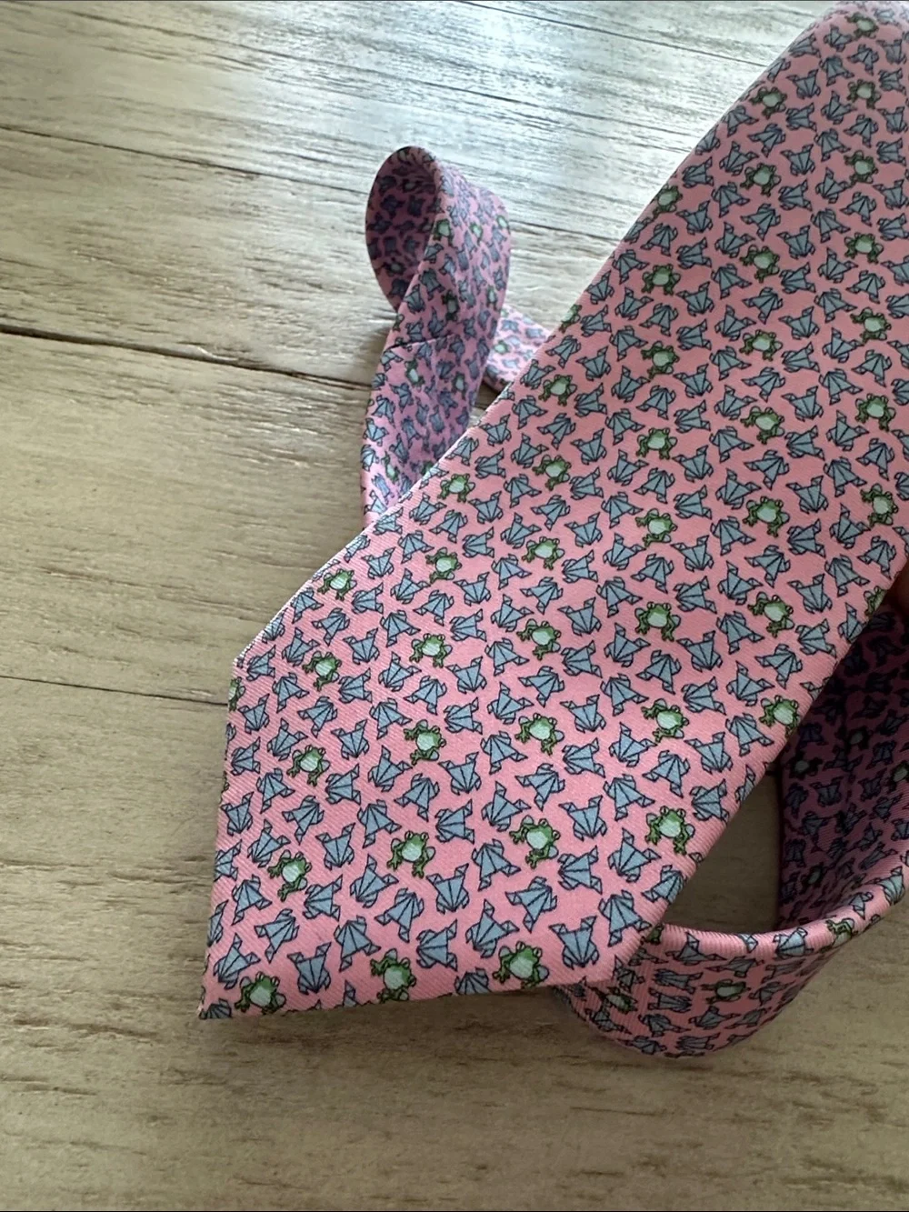 NWOT Brooks Brothers Pink Frog Origami Novelty Made in New York Silk USA - Picture 6 of 6